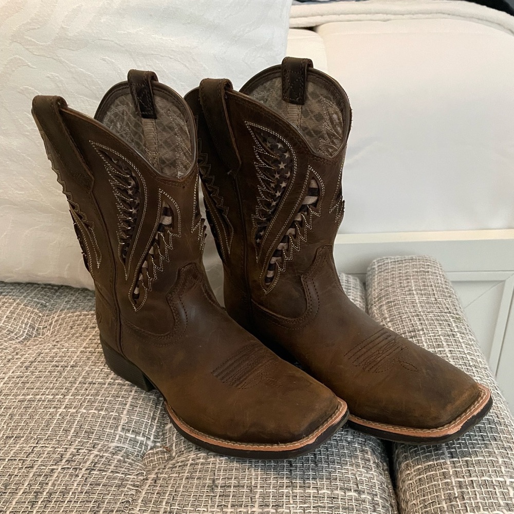 Ariat Dark Brown Western Boots